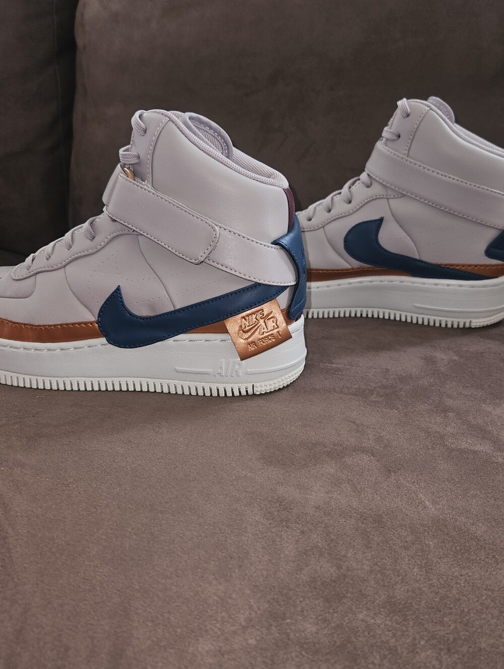 NIKE AIR FORCE 1 Women’s High-Top Sneakers in  Lavender Copper & Blue Sz 9 - Picture 12 of 12